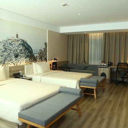 Atour Hotel Nantong Exterior foto